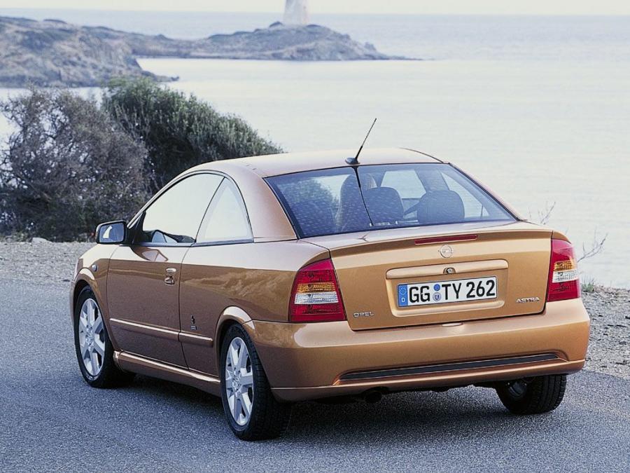  Opel Astra Coupe (G) 2000 года  (фото 36 из 42)